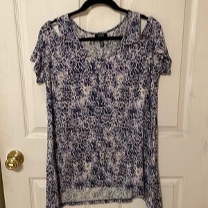 Jones New York Cold Shoulder Blouse. Like new.